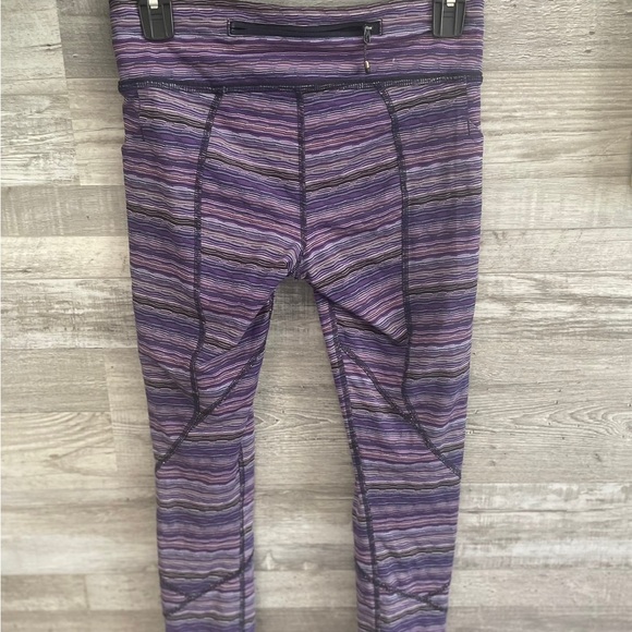 Lululemon pace rival crop leggings sz 6 - Picture 8 of 11